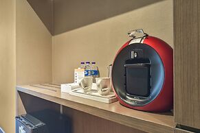 Ashley Wahid Hasyim Jakarta