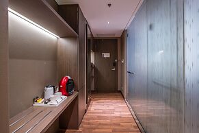 Ashley Wahid Hasyim Jakarta