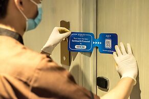 Ashley Wahid Hasyim Jakarta