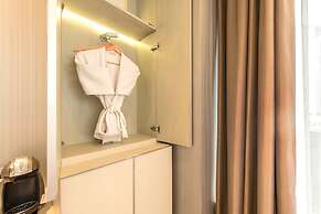 Ashley Wahid Hasyim Jakarta