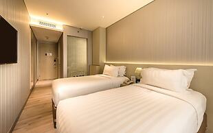 Ashley Wahid Hasyim Jakarta