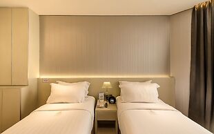 Ashley Wahid Hasyim Jakarta