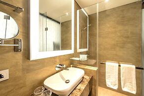 Ashley Wahid Hasyim Jakarta