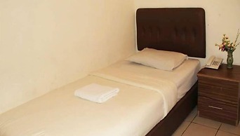 One Hotel Sadong Jaya