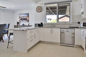 Ivy Units Glen Waverley