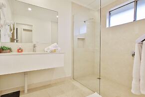 Ivy Units Glen Waverley