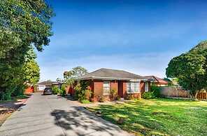 Ivy Units Glen Waverley