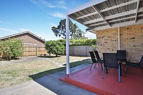 Ivy Units Glen Waverley