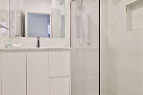 Ivy Units Glen Waverley