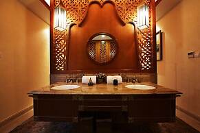 Shixishu Jianguo Yalong Bay Resort Hotel