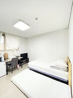 Airport Guesthouse Ko-In