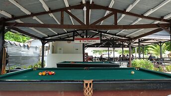 La Playa Estrella Beach Resort