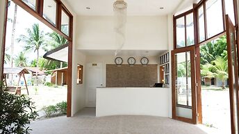 La Playa Estrella Beach Resort