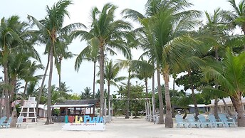 La Playa Estrella Beach Resort