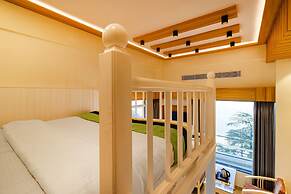 Treebo Varuna With Mountain View