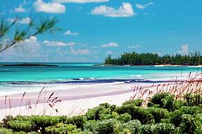 French Leave Resort, Autograph Collection