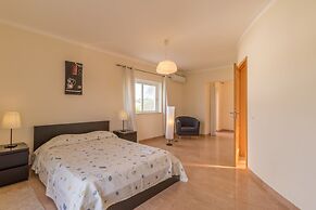 Villas2Go2 Alvor Villa