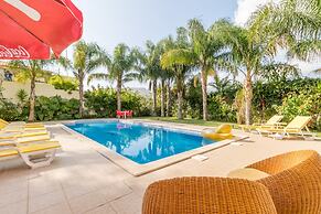 Villas2Go2 Alvor Villa