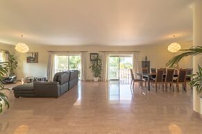 Villas2Go2 Alvor Villa