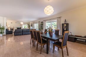 Villas2Go2 Alvor Villa