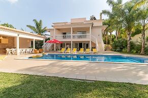 Villas2Go2 Alvor Villa