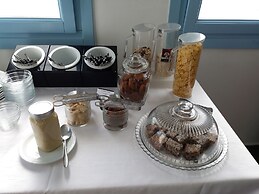Blue Harmony Hotel