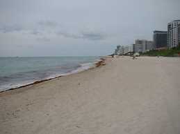 Casablanca by Design Suites Miami