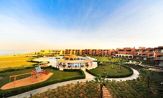 Byoum Lakeside Hotel