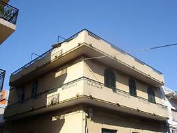 Delfino2 Casesicule, Nice Apartment with Balcony, Sand Beach at 70 mt,