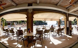 Hotel Apartamentos Cala Santanyi