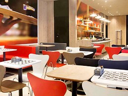 Ibis Paranagua