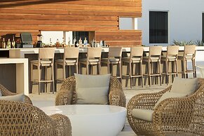 AC Hotel by Marriott Miami Aventura