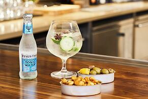 AC Hotel by Marriott Miami Aventura