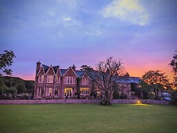 Parc Le Breos House