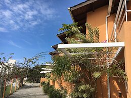 Costa Allegra Ingleses Residence