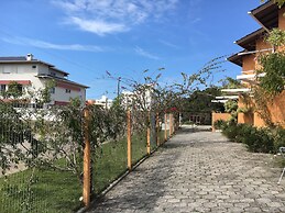 Costa Allegra Ingleses Residence