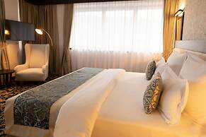Malak Regency Hotel