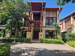 Amatapura Beach Villa 10