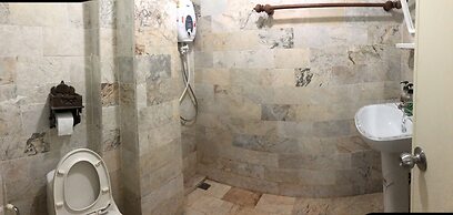 Heun Baan Rong Khun Resort