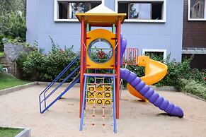 Purple Palms Resort & Spa