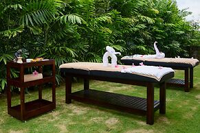 Purple Palms Resort & Spa