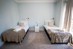 The Mount Rooms