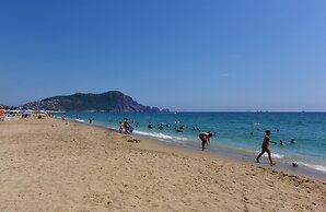 Kleopatra Melissa Hotel