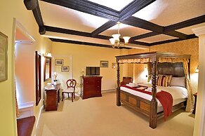 The Angel Hotel