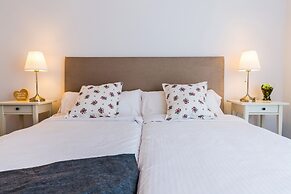 Apartamentos Cornellalux