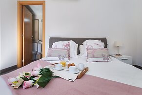 Apartamentos Cornellalux