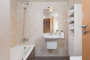 Apartamentos Cornellalux