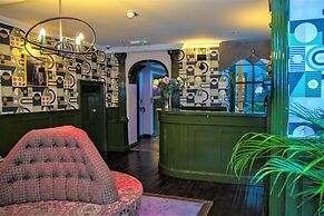 OYO The Townhouse