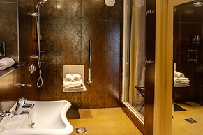 OYO The Townhouse