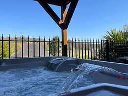 OYO The Townhouse